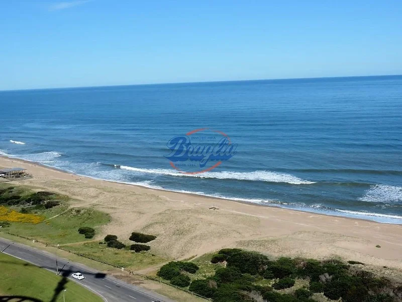 Apartamento en La Brava, propiedad 98353 -Imagen 2