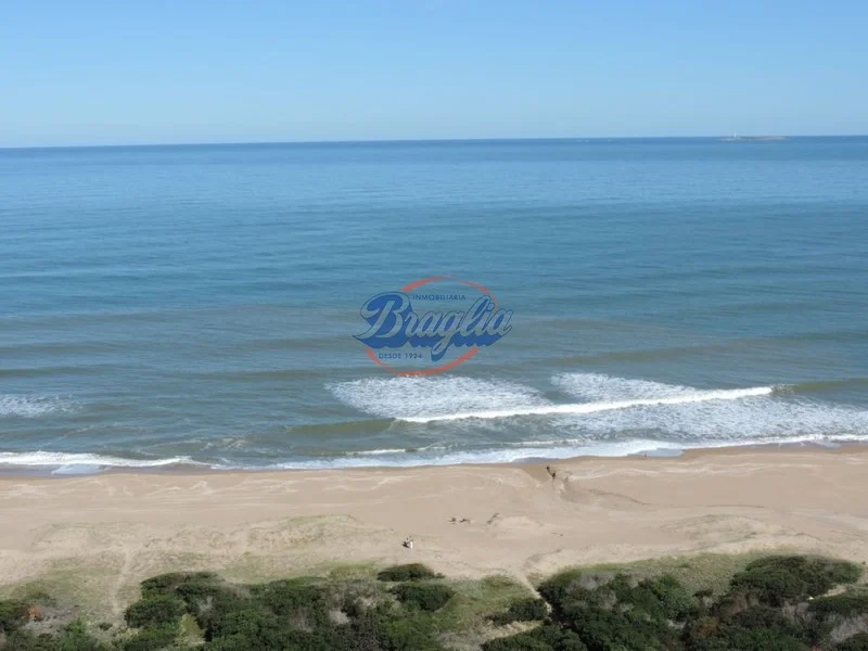 Apartamento en La Brava, propiedad 98353 -Imagen 3