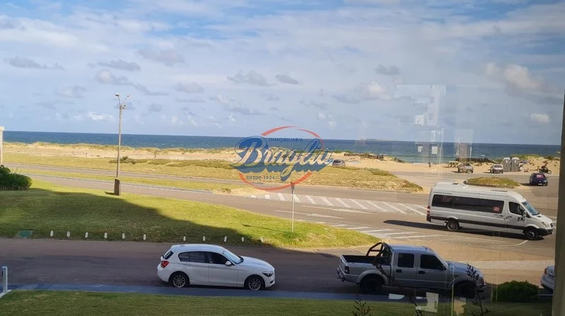 Apartamento en La Brava, propiedad 98358 -Imagen 2