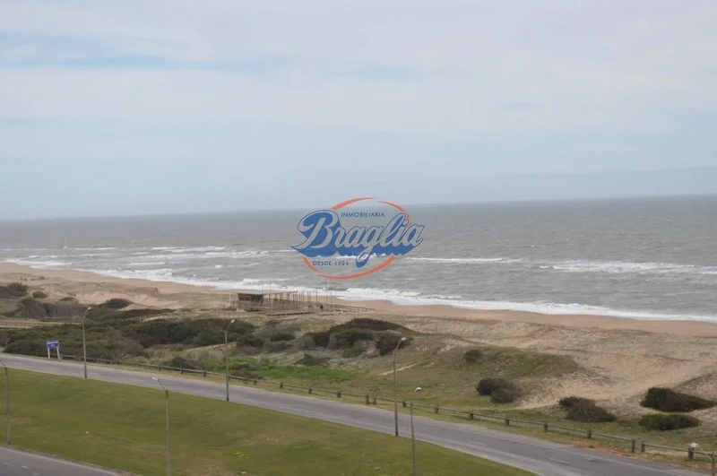 Apartamento en La Brava, propiedad 98361 -Imagen 2