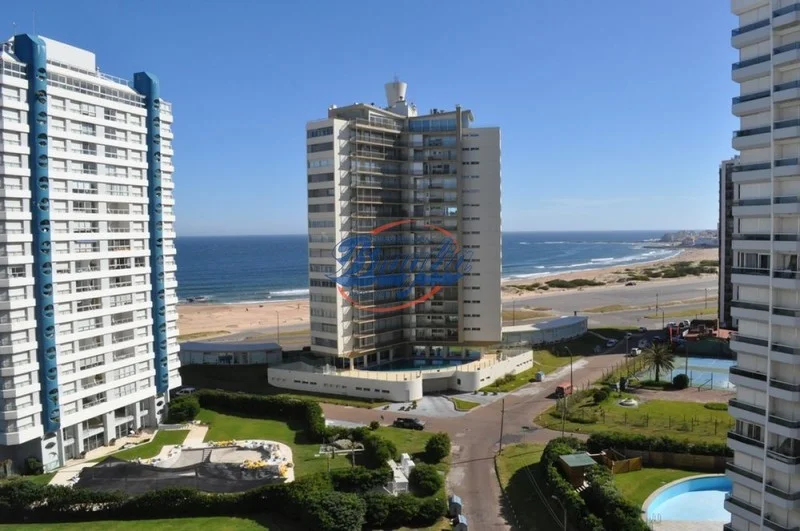 Apartamento en La Brava, propiedad 98363 -Imagen 2