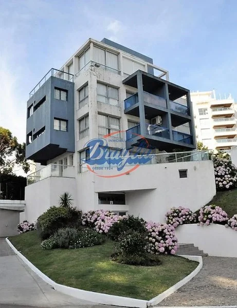 Apartamento en La Brava, propiedad 98377 -Imagen 1