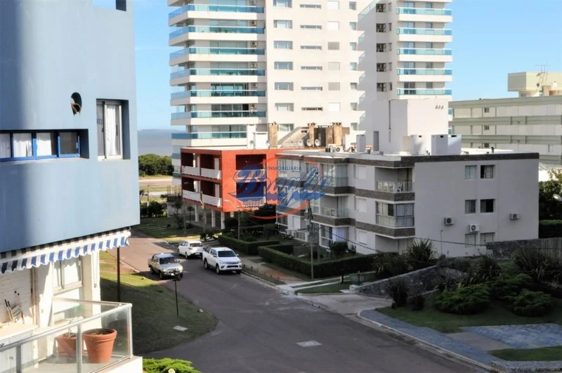 Apartamento en La Brava, propiedad 98377 -Imagen 2