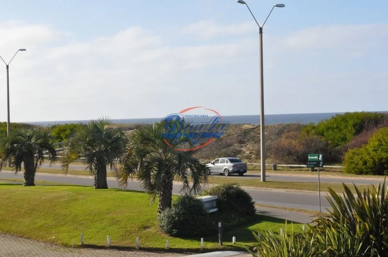 Apartamento en La Brava, propiedad 98400 -Imagen 2
