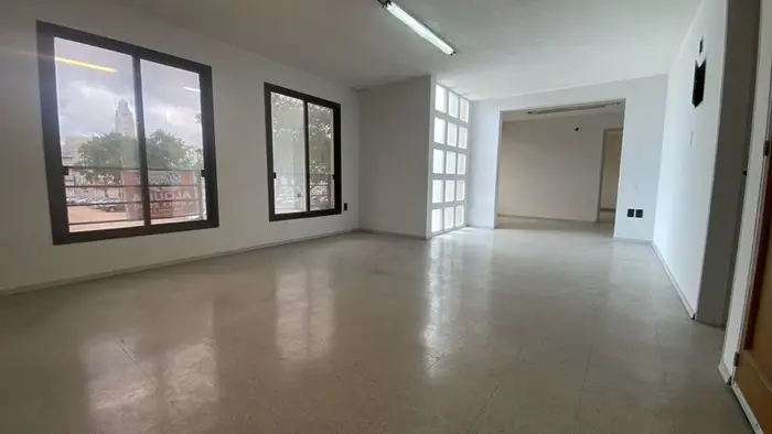Oficina Venta Y Alquiler en Ciudad Vieja