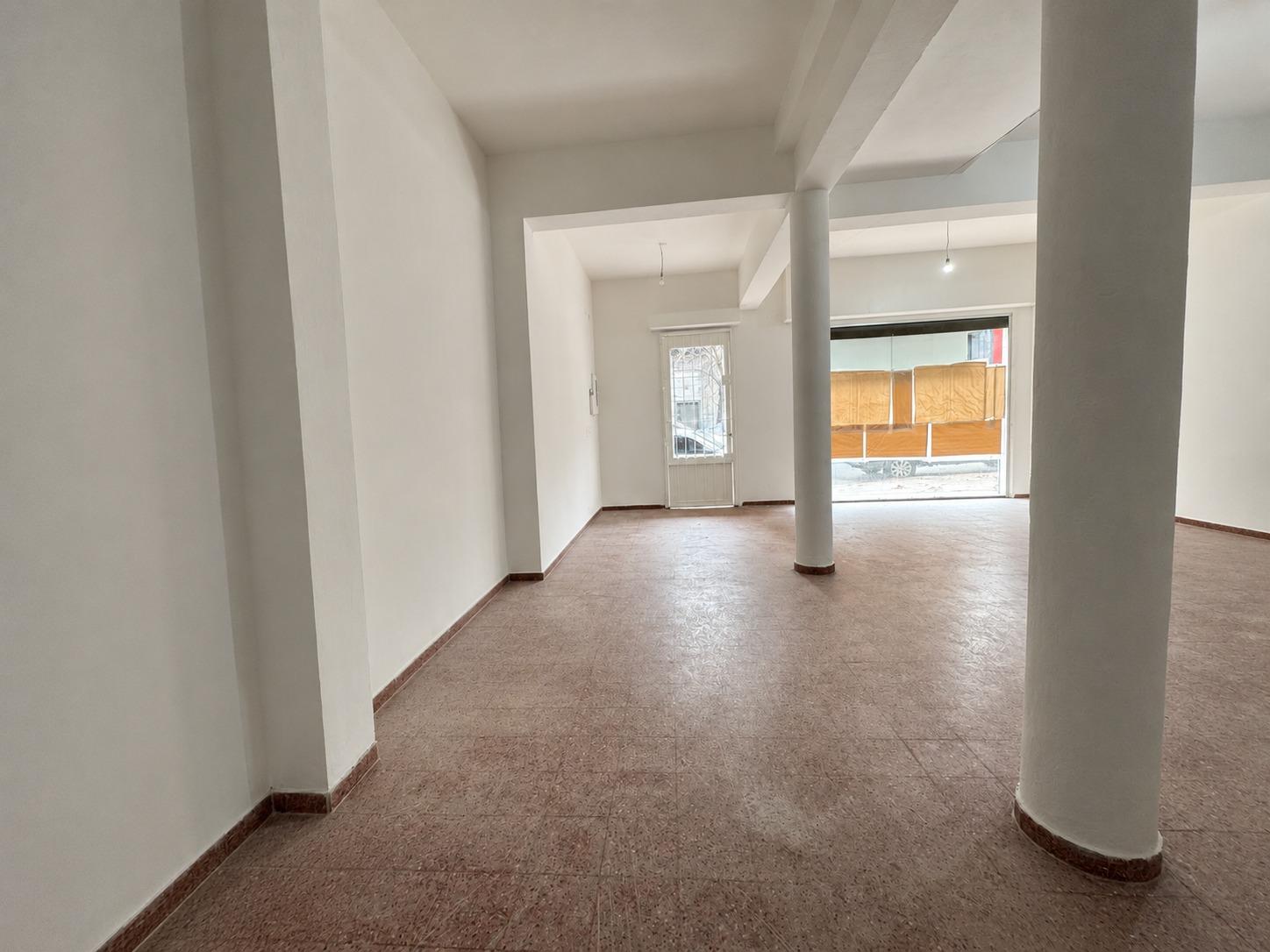Local en Tres Cruces, propiedad 274776 -Imagen 8