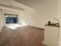 Local en Tres Cruces, propiedad 275241 -Imagen 3