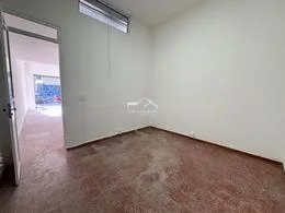 Local en Tres Cruces, propiedad 275241 -Imagen 4
