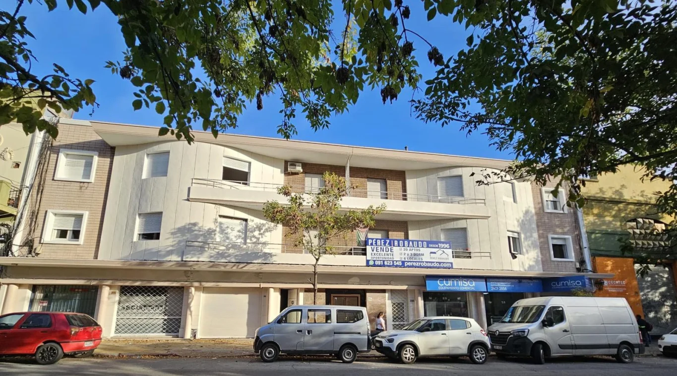 Local en Tres Cruces, propiedad 275241 -Imagen 8