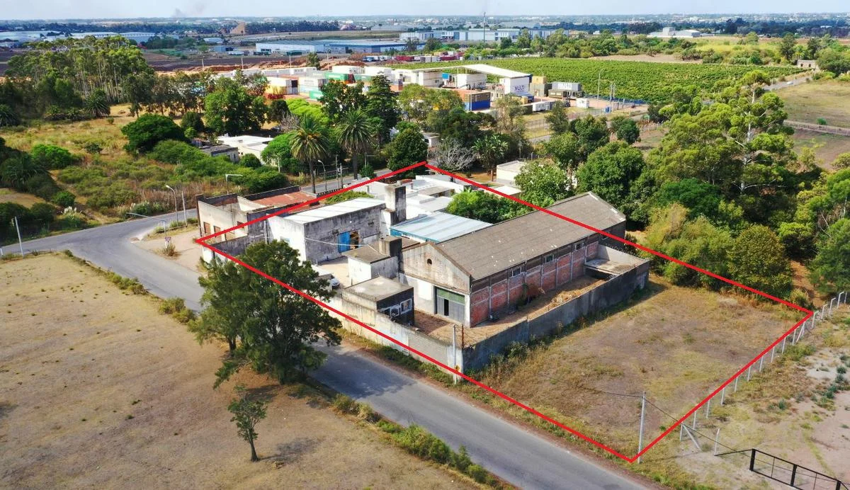 Depósito en Paso de la Arena, propiedad 80015 -Imagen 2