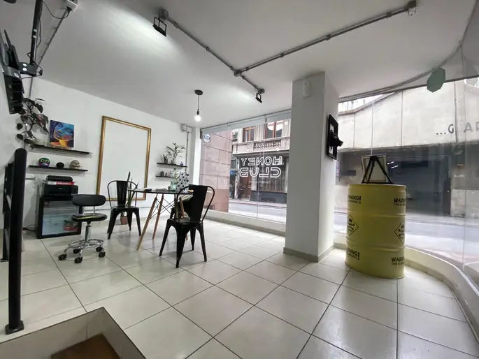 Venta oficina 33 m² con renta en Ciudad Vieja