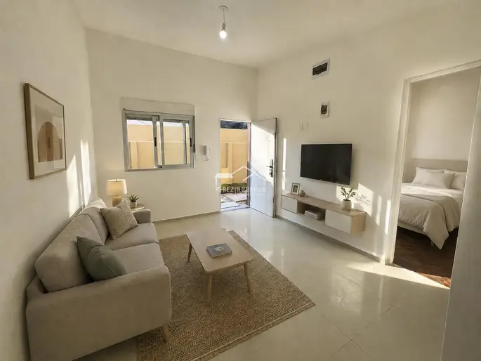 Venta apartamento de 1 dormitorio, planta baja- Carrasco Norte