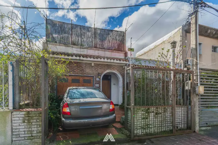 Vendo Casa 4 Dormitorios y Garage en La Blanqueada