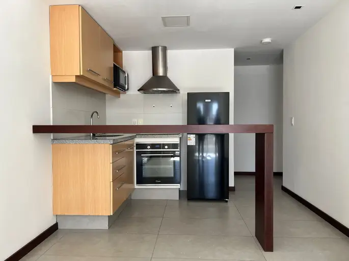 Apartamento en Alquiler en Puerto Buceo Monoambiente Semi Equipado