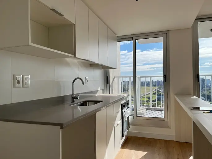 Apartamento en venta en Malvin de dos Dormitorios CON RENTA