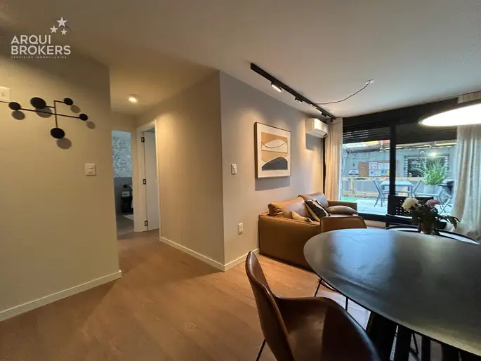 Apartamento de dos dormitorios en venta en Buceo - 303