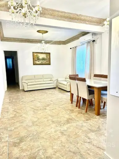 Apartamento en  venta de 4 dormitorios en Centro, equipado