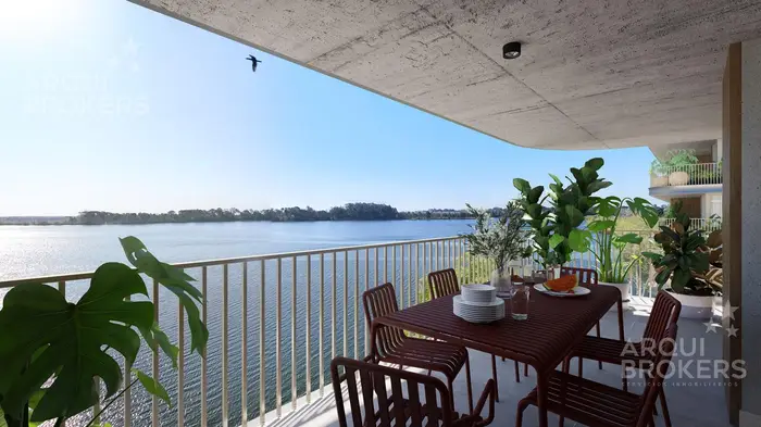 Apartamento de tres dormitorios en venta Ciudad de la Costa
