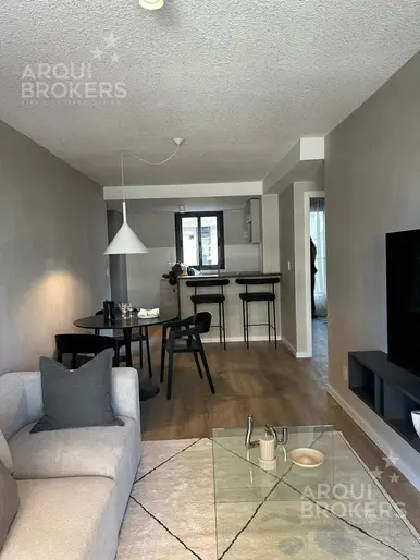 Venta apartamento de dos dormitorios en Palermo - 906
