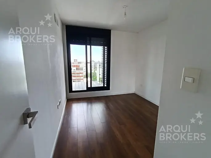 Venta apartamento dos dormitorios con renta en Barrio Sur - 302