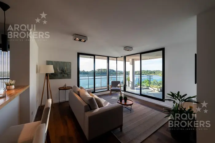 Apartamento de dos dormitorios en venta en Parque Carrasco - 505