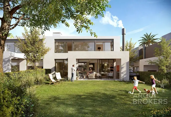 Casa de cuatro dormitorios en venta en Carrasco - 01A