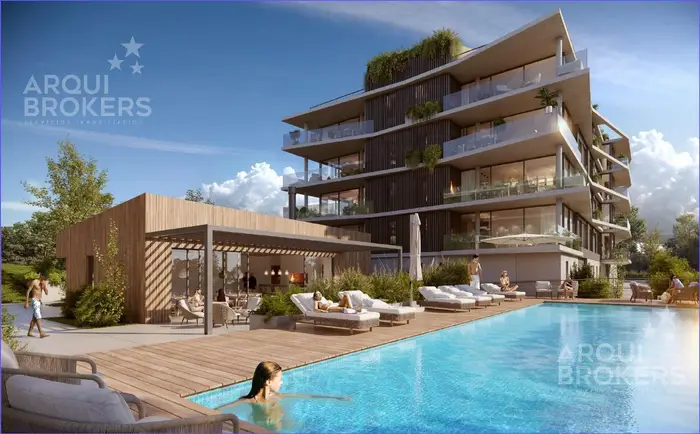Apartamento penthouse de tres dormitorios en venta en Carrasco - 402 T2
