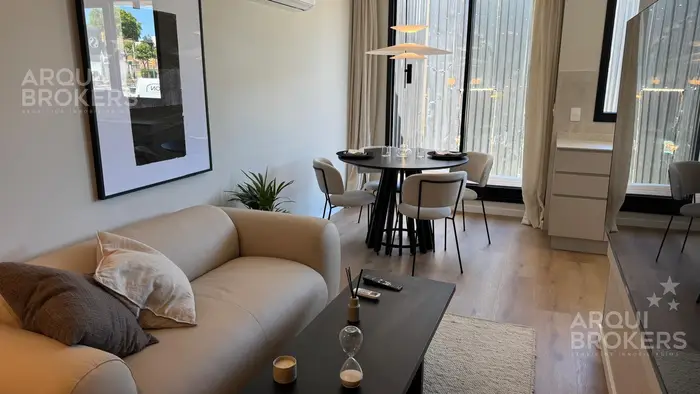 Apartamento de un dormitorio en venta en Buceo - 2107B