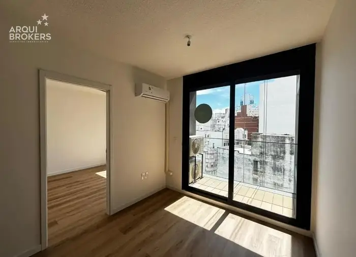 Apartamento de un dormitorio en alquiler en Cordón - 1014