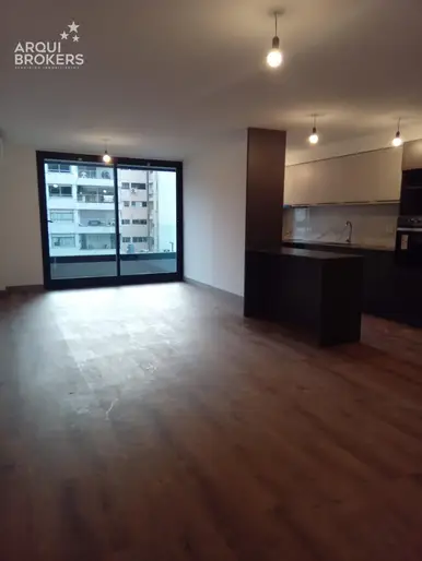 Apartamento  de dos dormitorios en alquiler en Pocitos - 1301