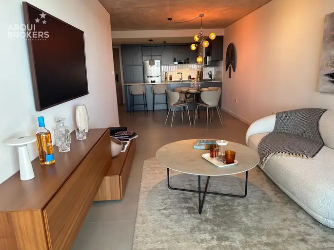 Apartamento de dos dormitorios en alquiler en Parque Roosevelt - 1307