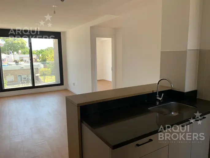 Alquiler apartamento dos dormitorios en La Blanqueada - 505c