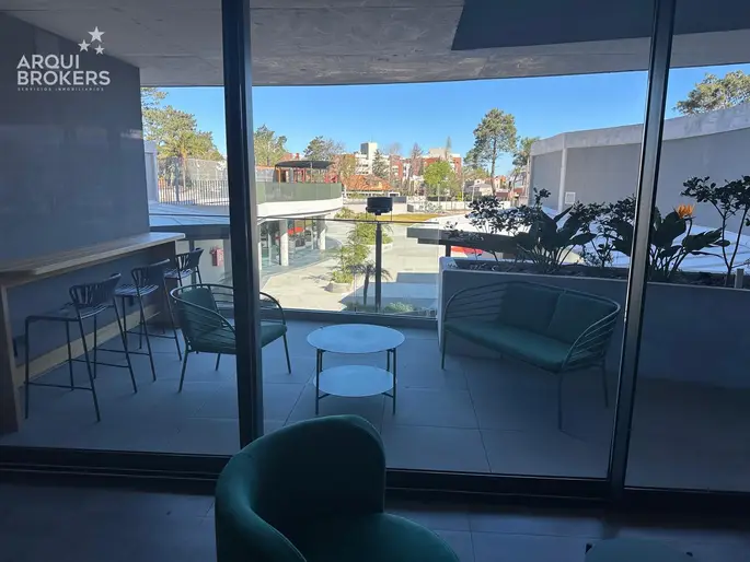 Apartamento de dos dormitorios en alquiler en Parque Roosevelt - 901