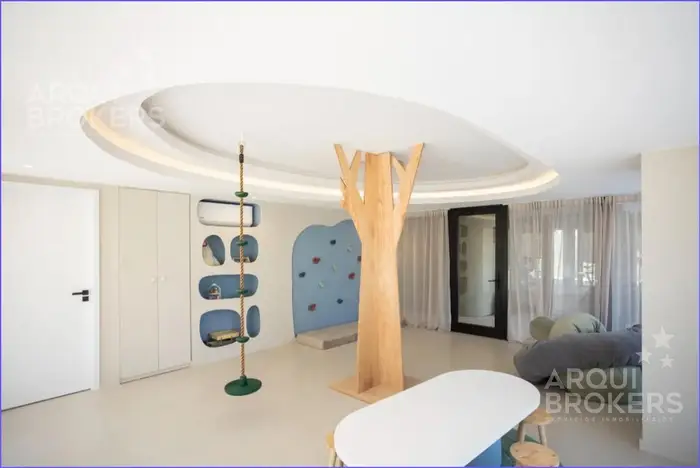 Apartamento de tres dormitorios en venta en Barra de Carrasco - 503