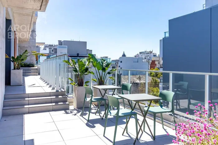 Venta apartamento dos dormitorios en Centro - 810