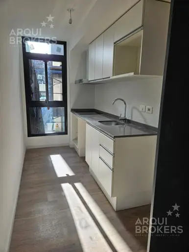 Apartamento de dos dormitorios en venta en Centro - 901