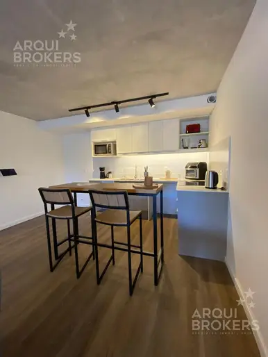 Apartamento  de dos dormitorios en venta en Pocitos - 202