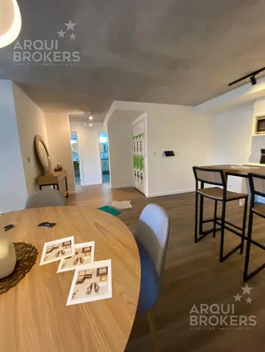 Apartamento  de dos dormitorios en venta en Pocitos - 902