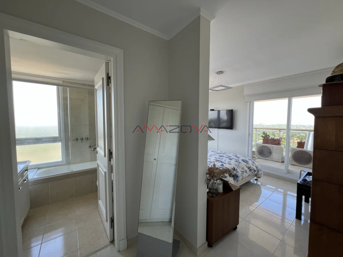 Apartamento en Playa Mansa, propiedad 248269 -Imagen 22