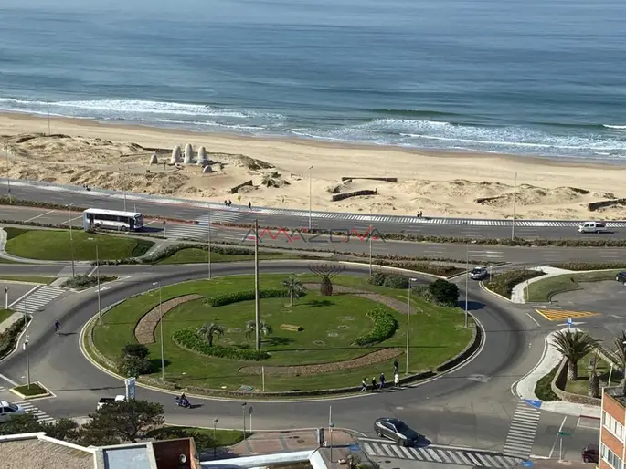 ALQUILO TORREON, vista a la brava,4 dormitorios,3 baños+Toilette;Mucama diaria;Servicio de playa;Garaje-Punta del Este-Mansa-Brava