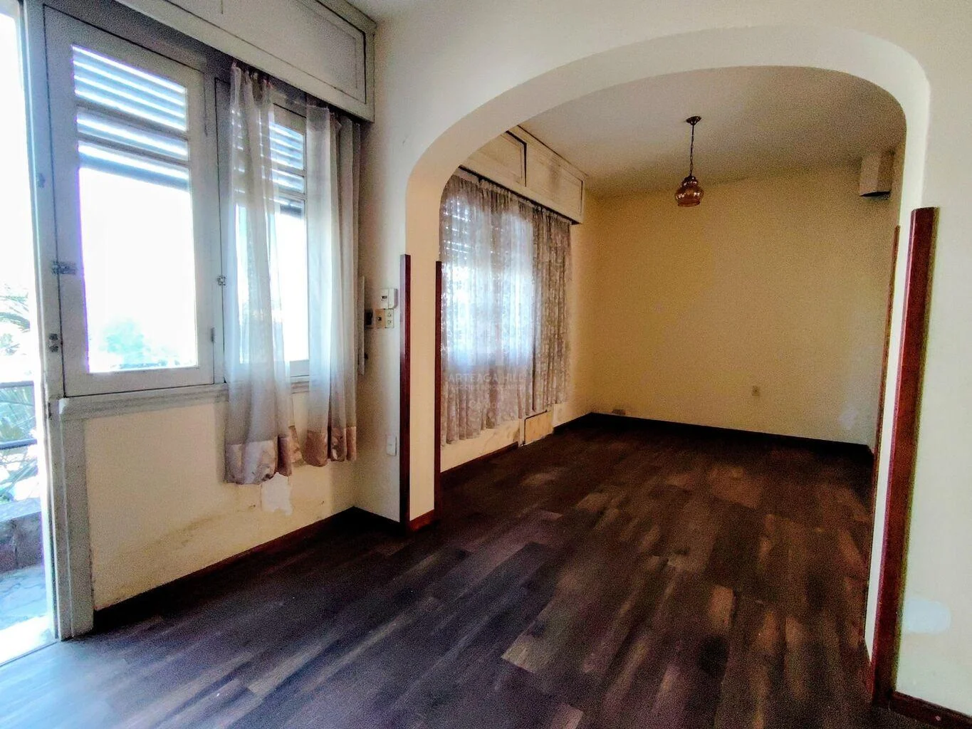 Casa en Tres Cruces, propiedad 271018 -Imagen 1