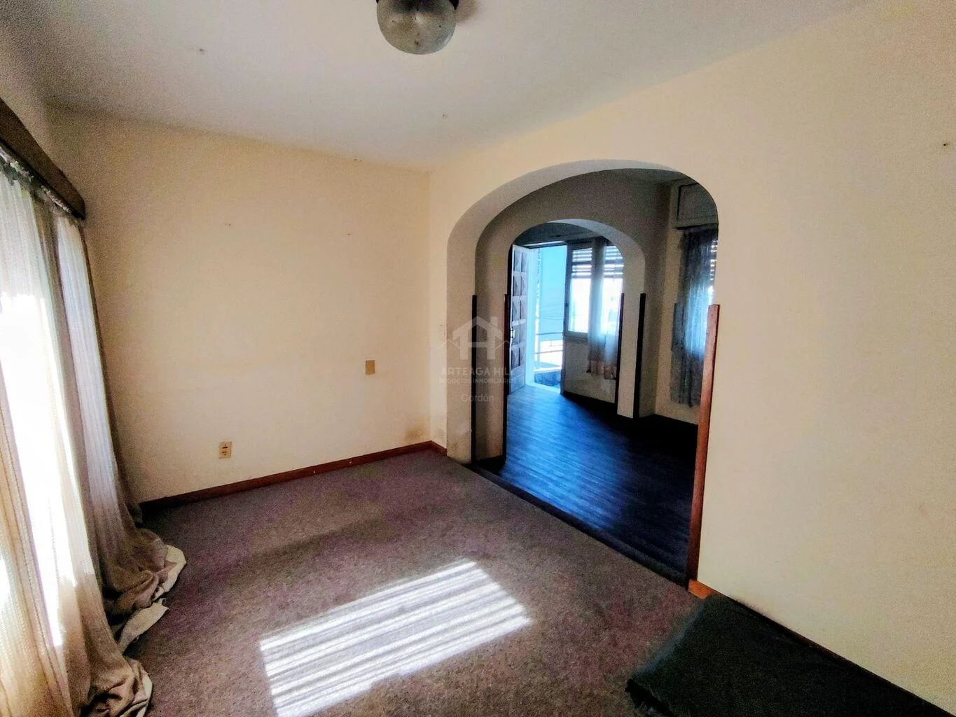 Casa en Tres Cruces, propiedad 271018 -Imagen 3