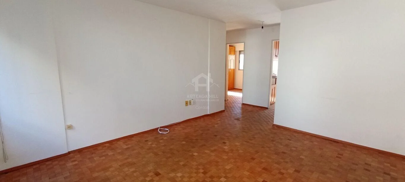 Apartamento en Cordón Sur, propiedad 293370 -Imagen 2