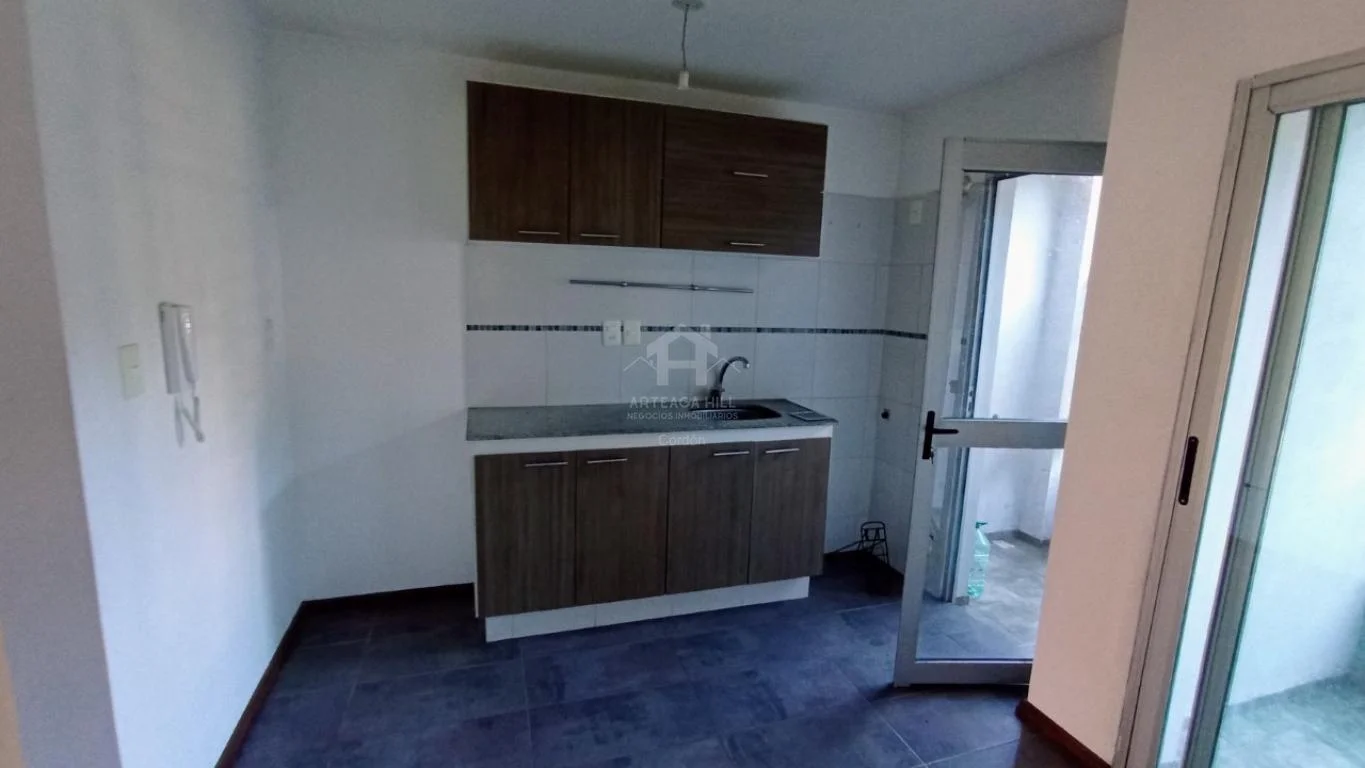 Apartamento en Cordón Sur, propiedad 302145 -Imagen 13