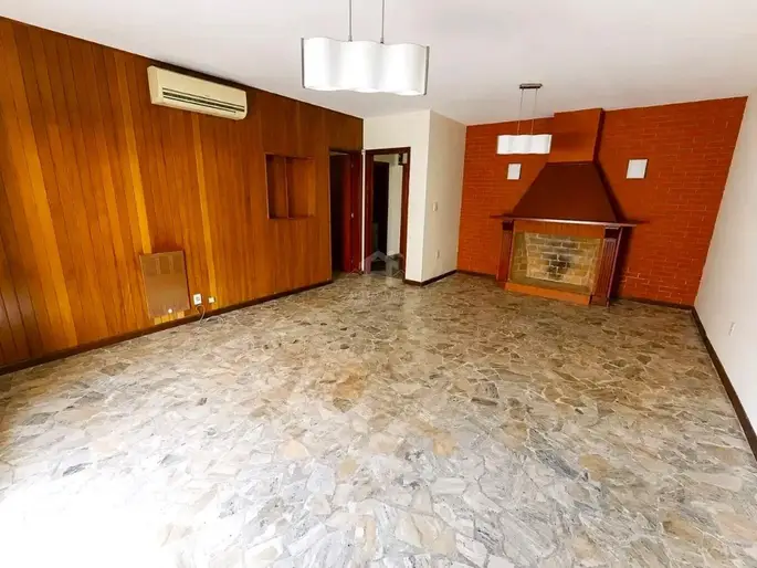 VENTA CASA TRES CRUCES !!!