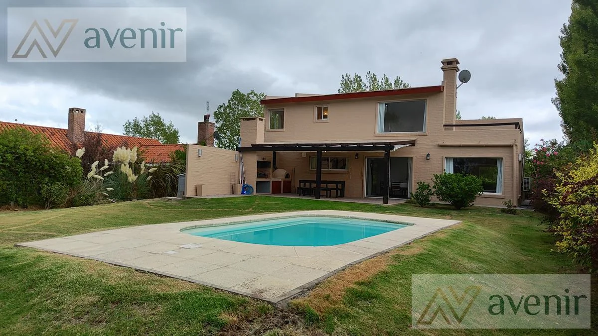 Casa en Lomas de la Tahona, propiedad 303664 -Imagen 3
