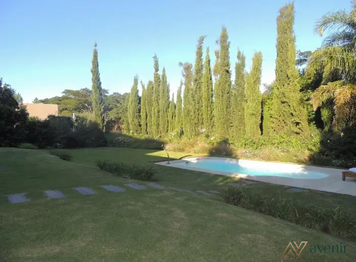 VENTA CASA 4 DORMITORIOS EN CARMEL
