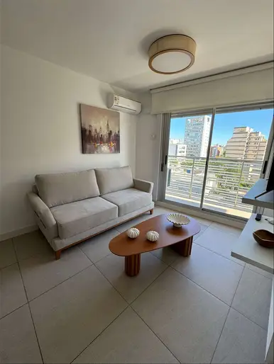 Apartamento amueblado de 2 dormitorios en Pocitos