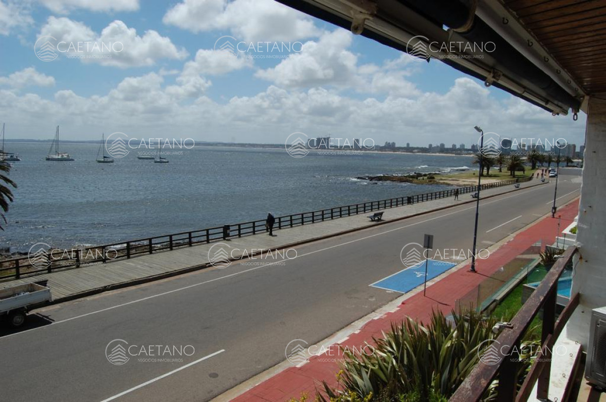 Apartamento en Puerto, propiedad 214827 -Imagen 1