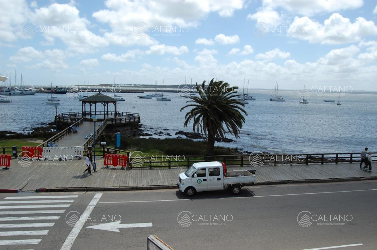 Apartamento en Puerto, propiedad 214827 -Imagen 3